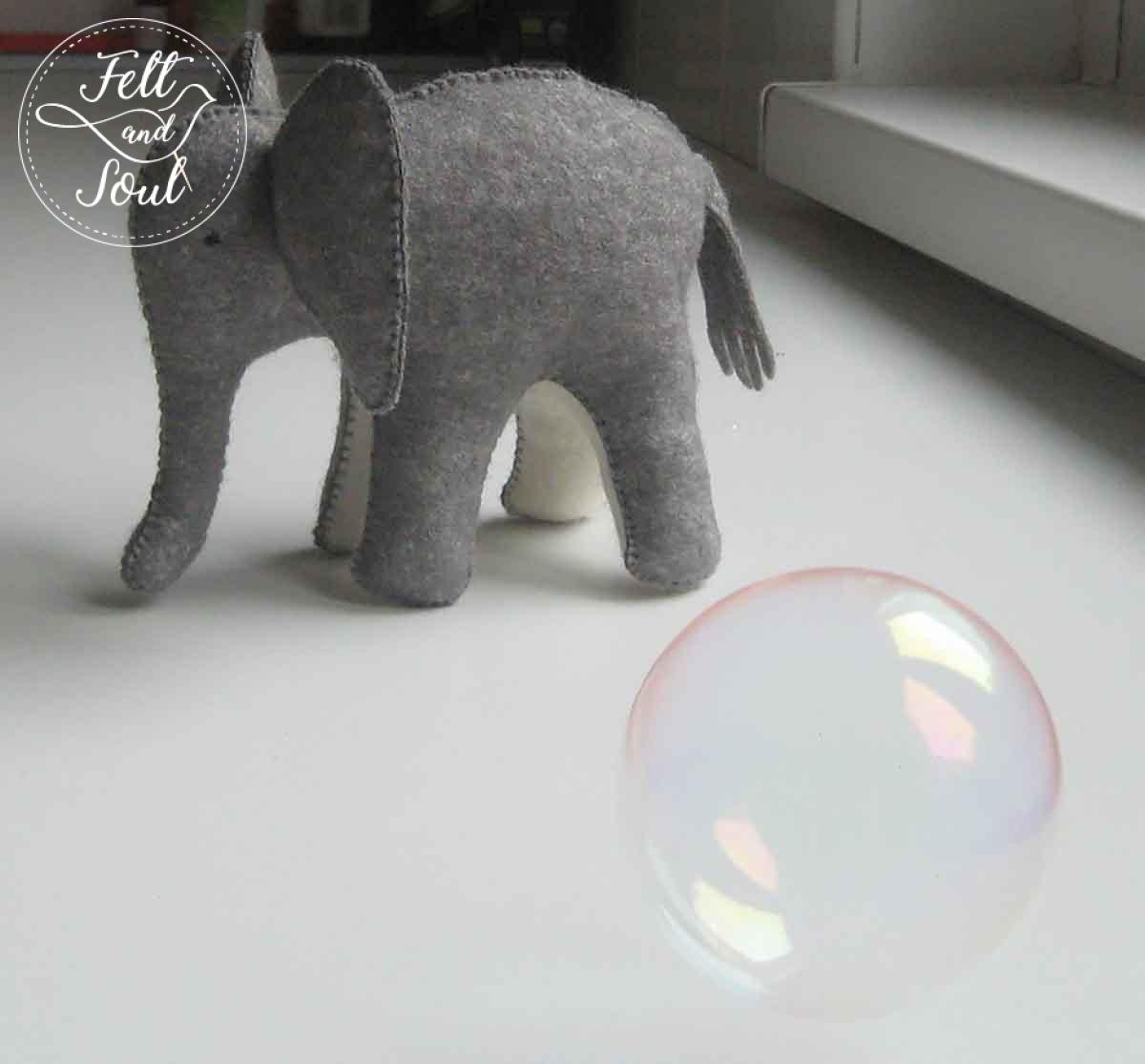 Elefánt gyapjú filc figura