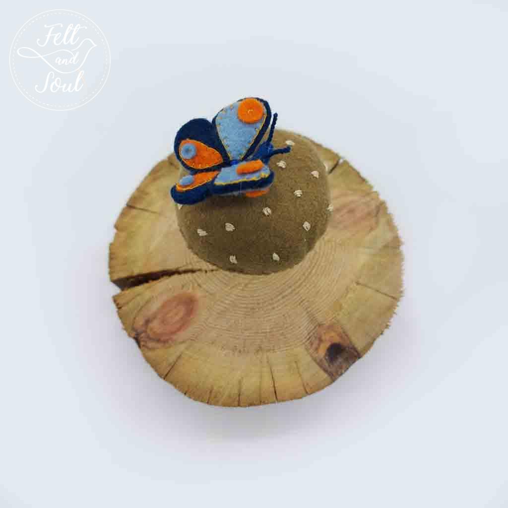Felt and Soul Szent család gyapjúfilc pillangó